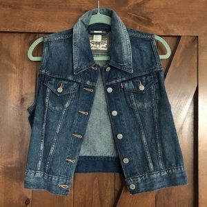 Levi’s Jean Vest